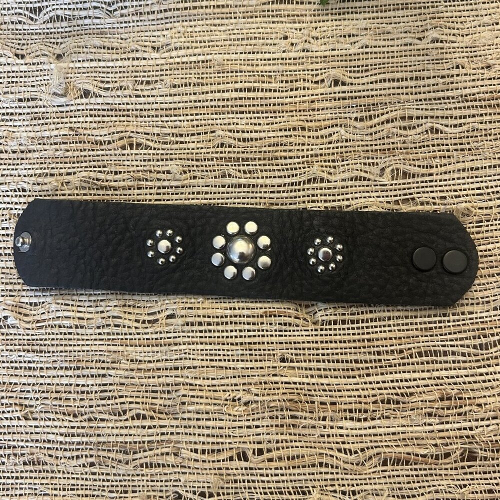 Vintage Boho Goth Cyberpunk Punk Biker Black Leather Wristband Silver Studded